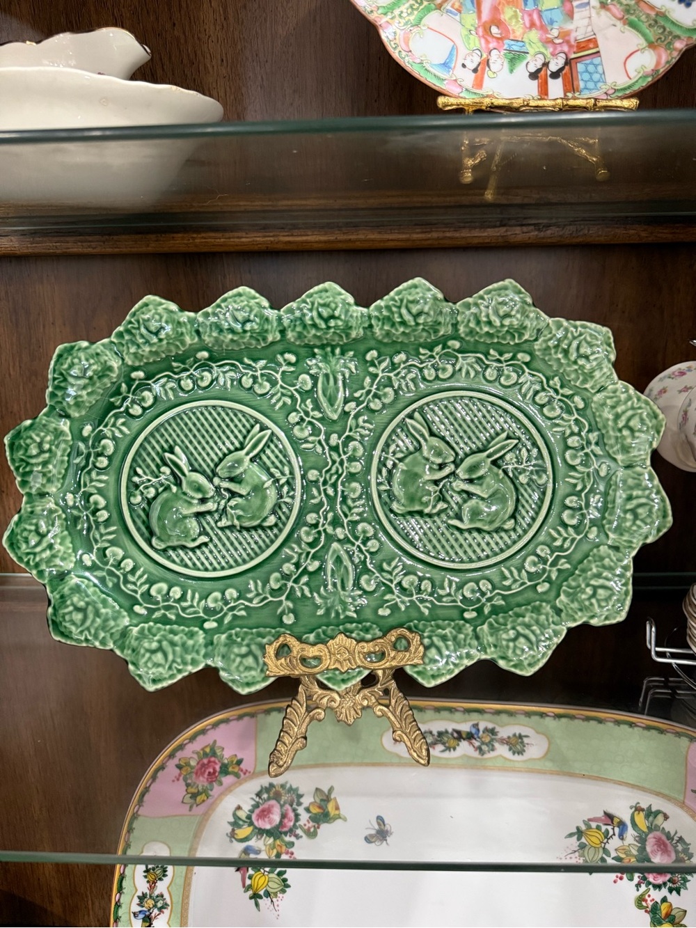 Vintage Bordallo Pinheiro Rabbit Green
Scalloped Edge Sandwich Tray Platter
